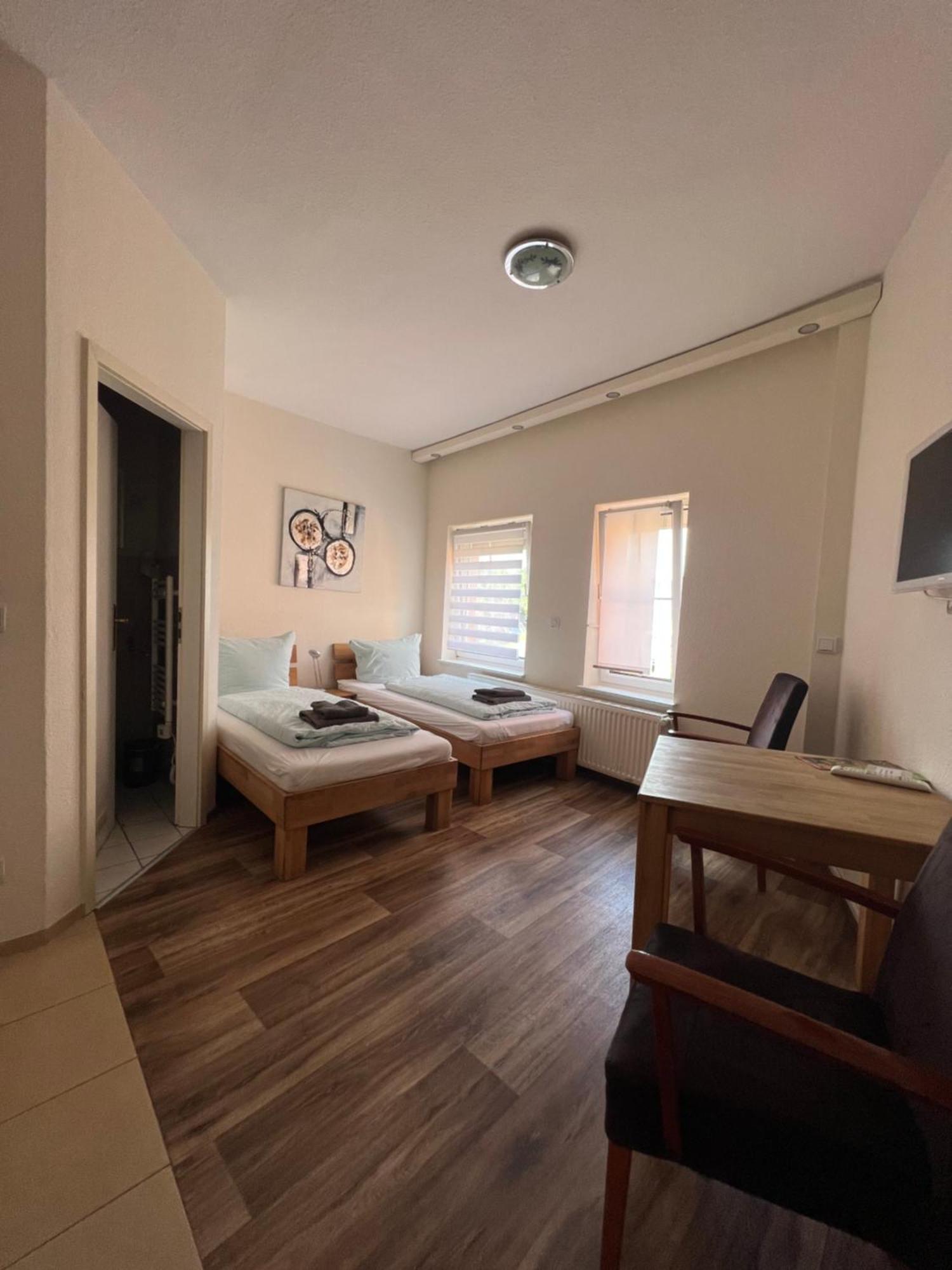 Apart Pension Plaue Brandenburg  Екстер'єр фото