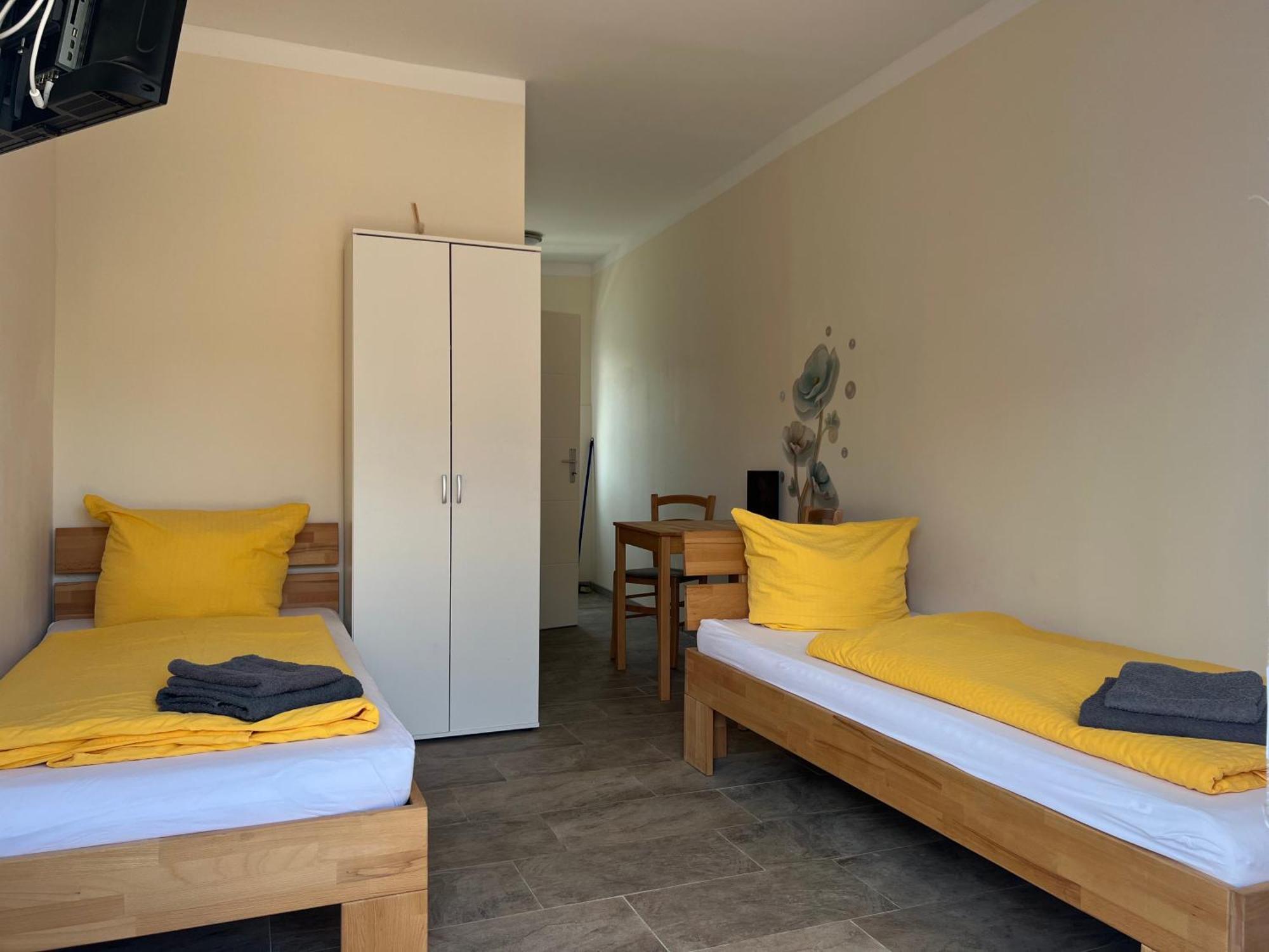 Apart Pension Plaue Brandenburg  Екстер'єр фото