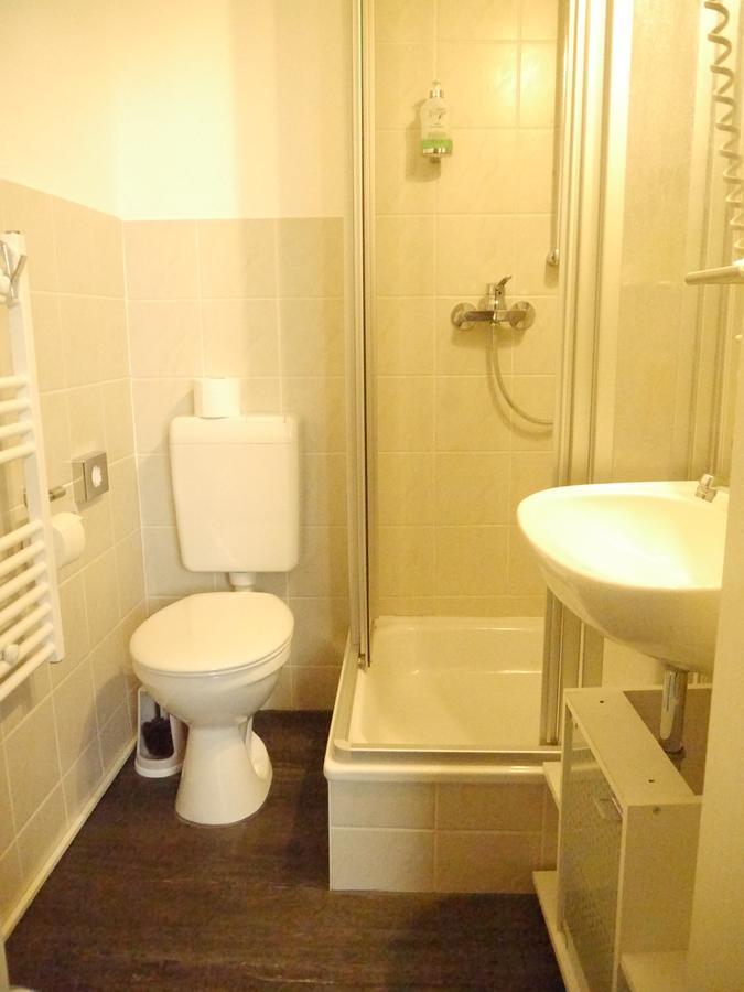 Apart Pension Plaue Brandenburg  Екстер'єр фото